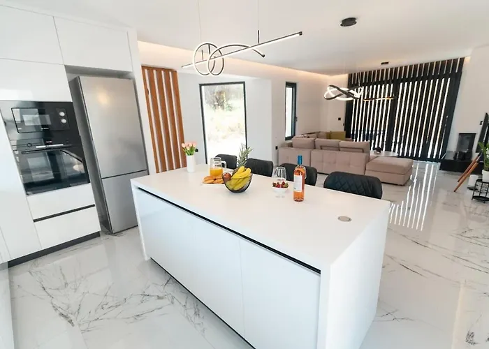 Casa Xanthenia 펜션 살리디